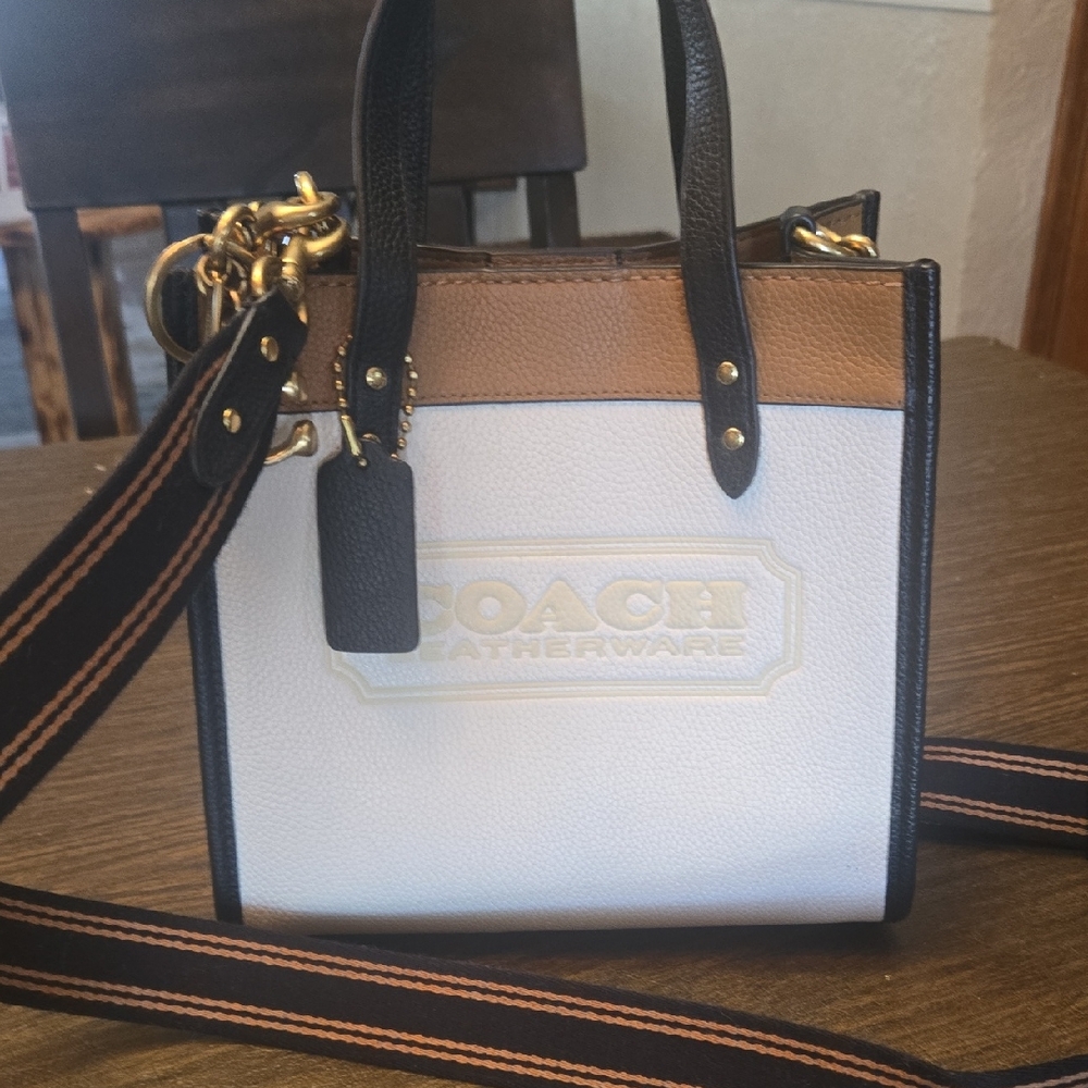 Coach White and Tan Leather Messenger Bag with Versatile Design
